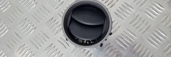 Toyota RAV 4 (XA30) Dashboard side air vent grill/cover trim