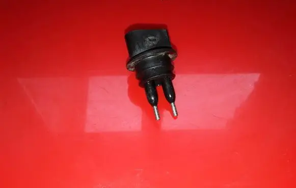 Skoda Fabia Mk1 (6Y) Windshield washer fluid level sensor 7M0919376 95VW17K656AA