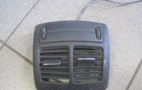 Mercedes-Benz E W211 Rear air vent grill H52760102010