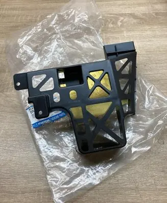 Mazda 3 Front bumper mounting bracket BR5S502A1