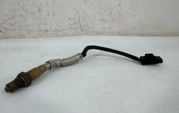 BMW 4 F32 F33 Lambda probe sensor 8644371 0258027104
