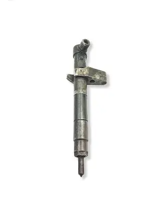 Mercedes-Benz E W212 Fuel injector A6510702887