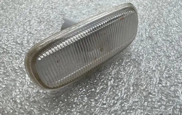 Audi A6 S6 C5 4B Front fender indicator light 4B0949127