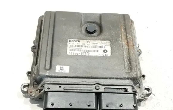 Chrysler Voyager Engine control unit/module P05187070AH 0281013530 RH94A