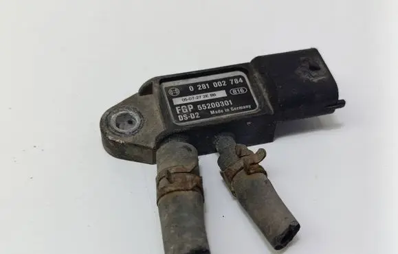 Saab 9-3 Ver2 Exhaust gas pressure sensor 55200301 0281002784