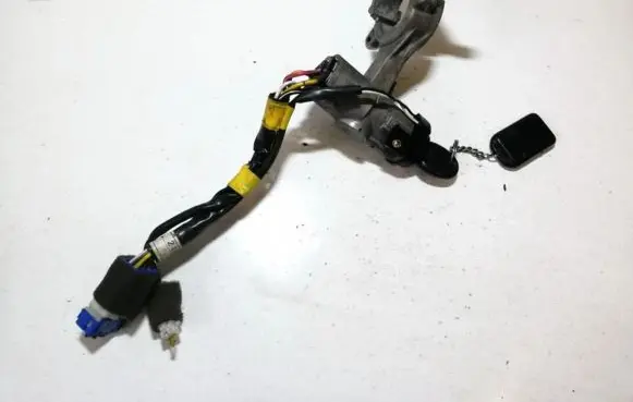 Hyundai Lantra II Ignition lock