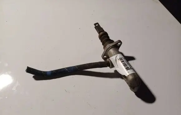 Audi A6 S6 C4 4A Clutch master cylinder 4A1721401