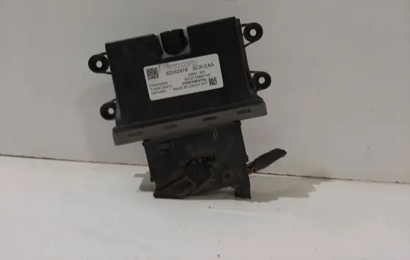 Volvo XC90 Adblue control unit 32242878 P32242878 T1904130473