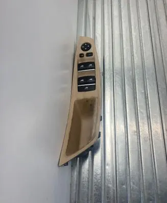 BMW 5 F10 F11 Electric window control switch 9241955 L10506