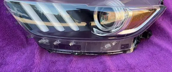 Ford Mustang VI Headlight/headlamp FR3Z13008B