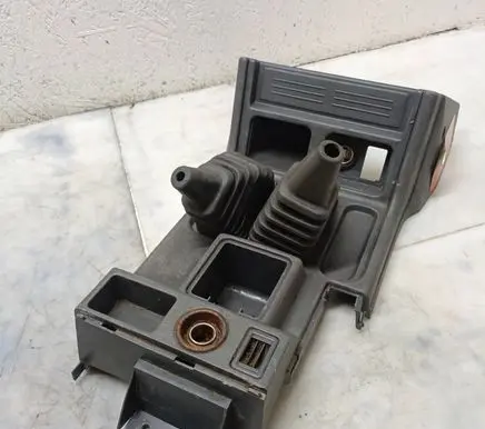 Mitsubishi Pajero Other center console (tunnel) element MB917826
