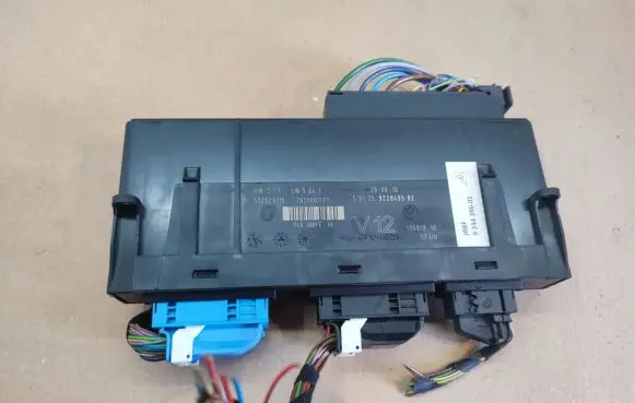 BMW 5 GT F07 Comfort/convenience module 9228495