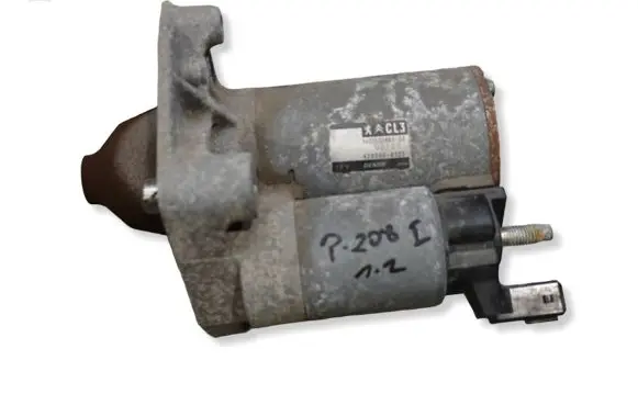 Peugeot 208 I Starter motor 9671530880