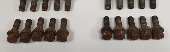 Alfa Romeo GT Nuts/bolts 