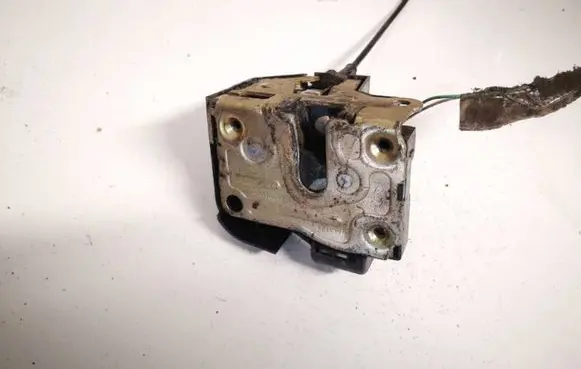 Renault Espace II Front door lock