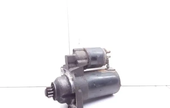 Volkswagen New Beetle Starter motor 02A911023L 0001121008