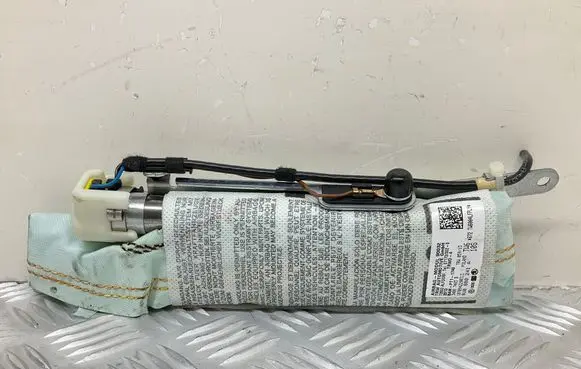 Audi Q3 8U Seat airbag 8U0880241A