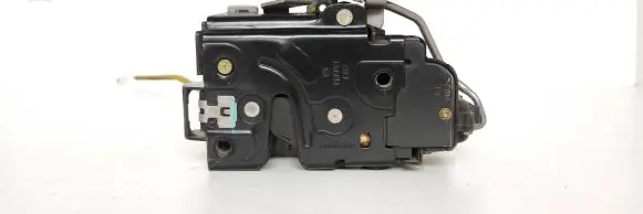 Audi A6 S6 C5 4B Rear door lock 4B0839015G PA66307GF