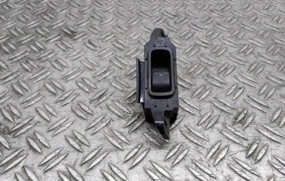 Subaru Legacy Electric window control switch