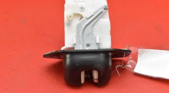 Nissan Leaf I (ZE0) Tailgate/trunk/boot lock/catch/latch