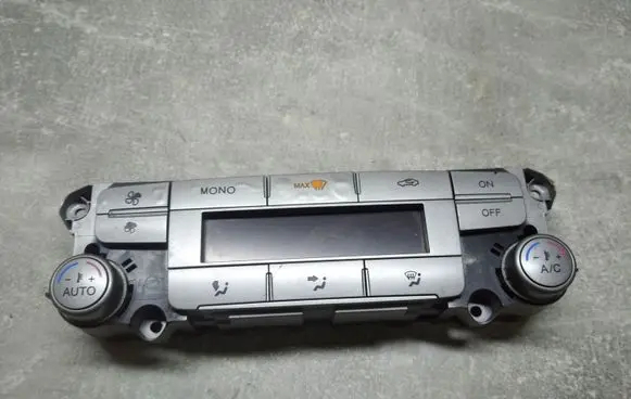 Ford Mondeo MK IV Climate control unit 7S7T18C612AF W8GB40334