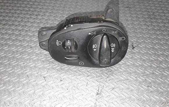 Ford Focus Light switch 98AG13A024