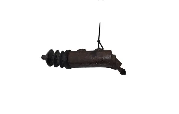 Clutch slave cylinder