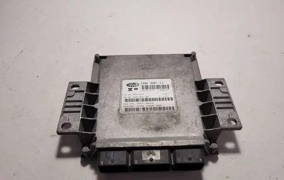 Peugeot 406 Engine control unit/module 9634496280 9637826080 IAW48P11