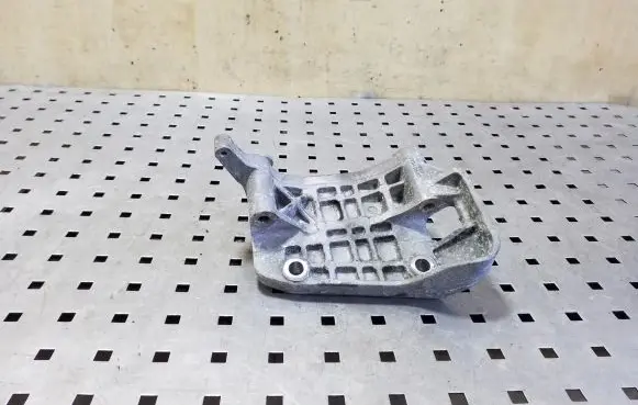 Generator/alternator bracket