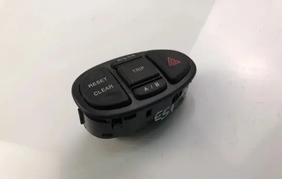 Jaguar S-Type Hazard light switch 42299147AC