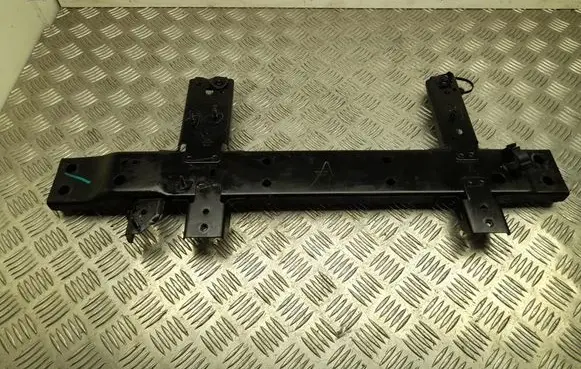 Polestar 4 Engine mounting bracket 6608097918