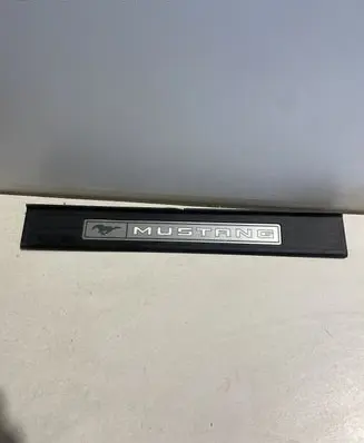 Ford Mustang VI Front sill trim cover FR3J6313222AAW