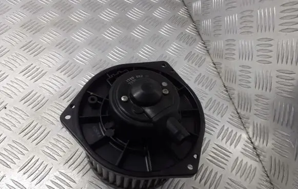 Subaru Forester SH Front door blower motor 502726-1760