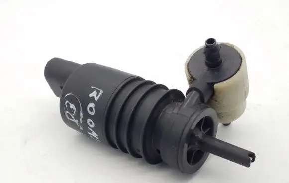 Volkswagen Tiguan Windscreen/windshield washer pump 1K6955651 3122789