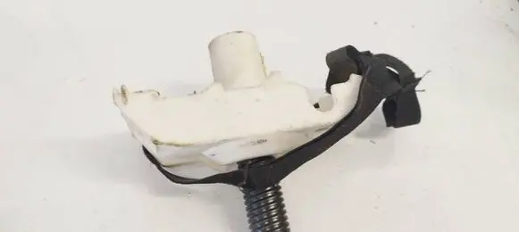 Volvo V70 Spare wheel bolt 