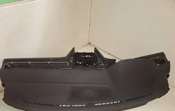 Volkswagen PASSAT B8 Dashboard 1549379 07032017 05HU1549379V