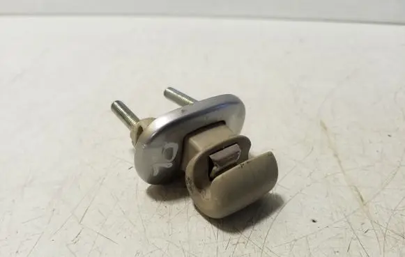 Sun visor clip/hook/bracket
