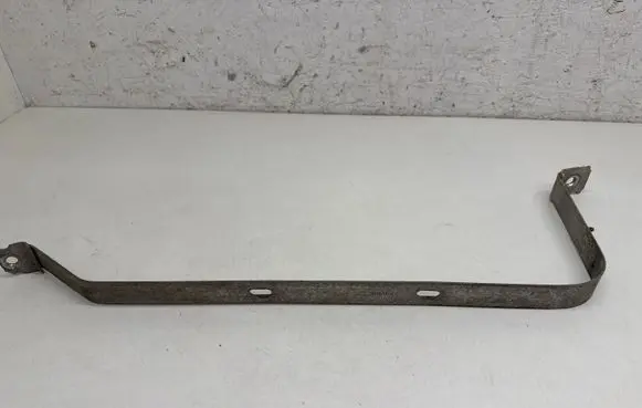 Volkswagen PASSAT B7 Fuel tank mounting bracket 3C0201653B