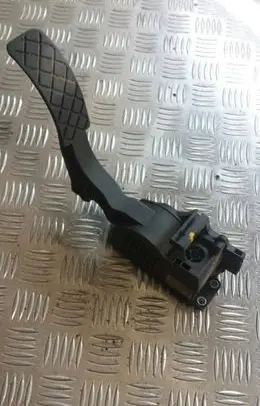 Skoda Fabia Mk2 (5J) Accelerator throttle pedal 6q1721503h