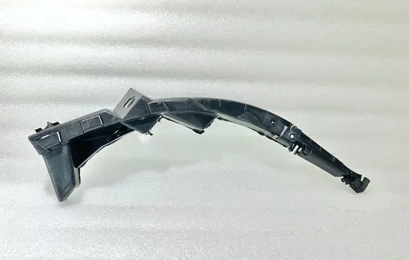 Volkswagen PASSAT B6 Front bumper mounting bracket 3B0807050C