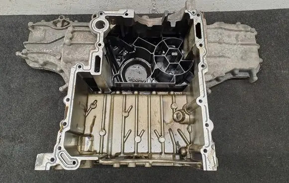 Audi A6 S6 C6 4F Oil sump 059103602B 06E907660