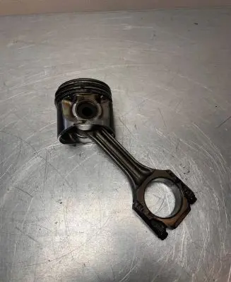 Audi A4 S4 B5 8D Piston with connecting rod 79L46