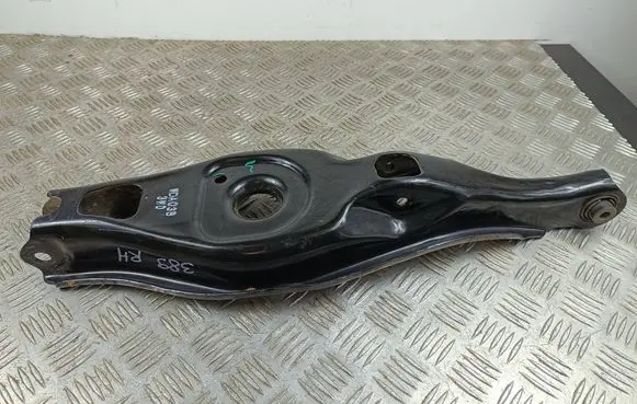 Honda CR-V Rear control arm WDA03B