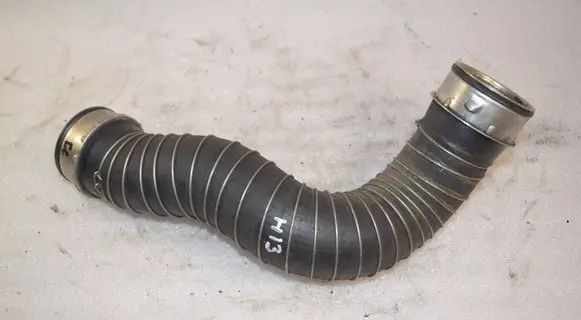 Mercedes-Benz CLK A209 C209 Intercooler hose/pipe A2095280782