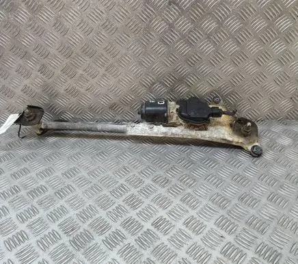 Subaru Forester SG Front wiper linkage and motor 86510SA100