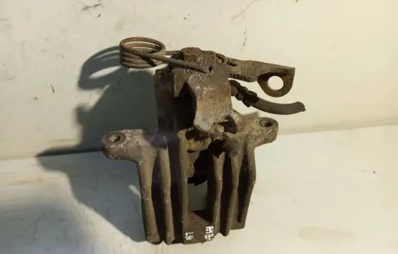 Audi A4 S4 B5 8D Rear brake caliper