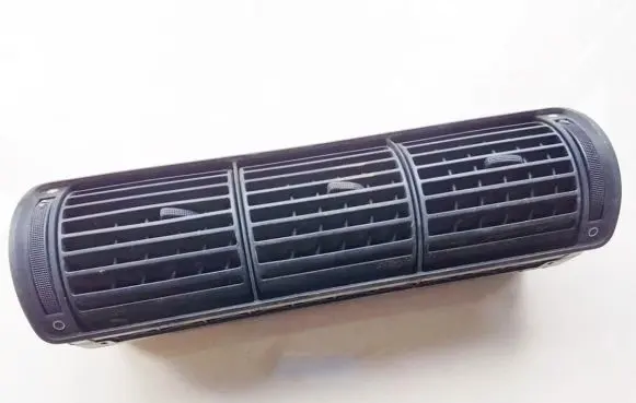 Audi A4 S4 B5 8D Dash center air vent grill 8d0820951