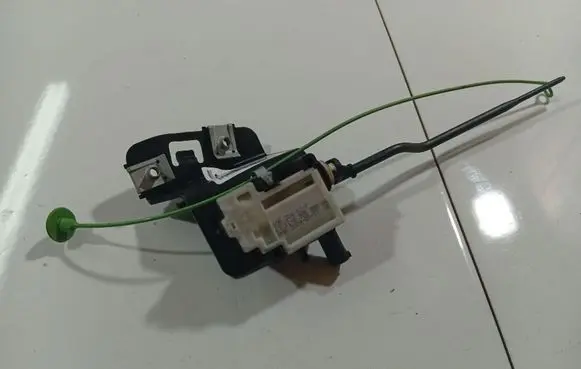 Mini One - Cooper Coupe R56 Central locking motor 406204427