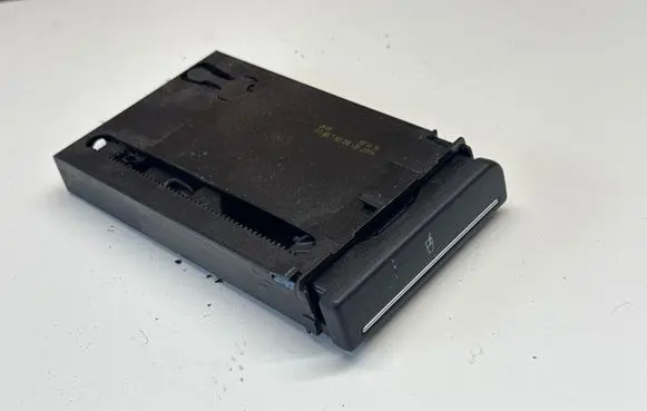 Audi A4 S4 B7 8E 8H Cup holder 8E1862534L