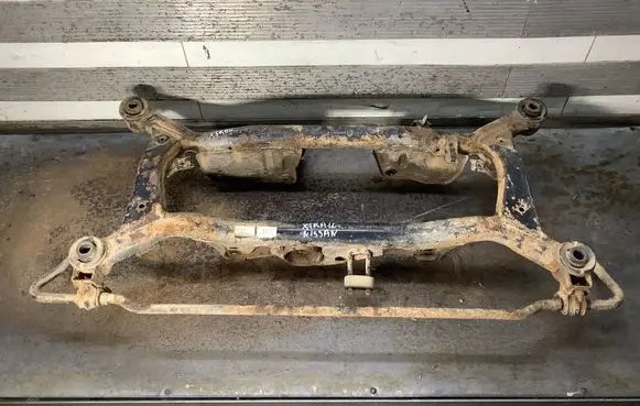 Nissan X-Trail T30 Rear subframe H806967 05302 415208